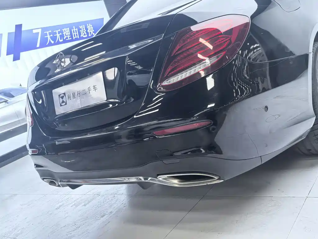 MERCEDES-BENZ E CLASS