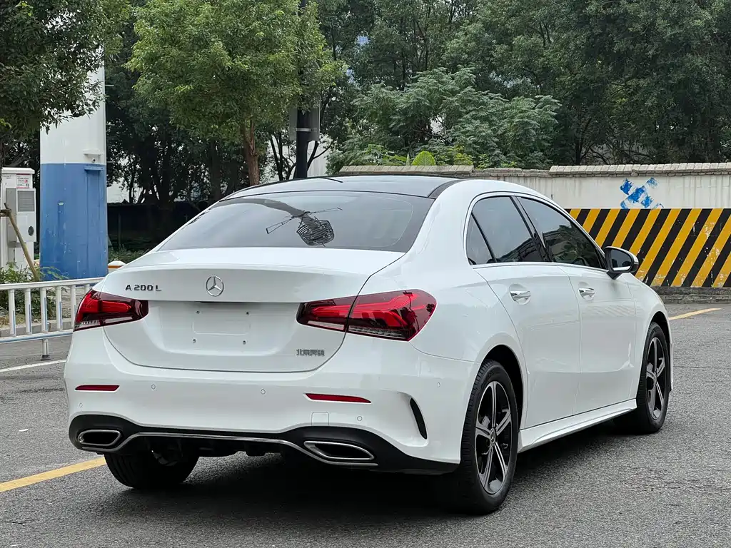 Mercedes-Benz A-Class — миниатюра 10