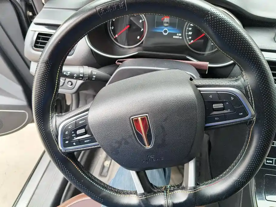 Hongqi Hongqi H5 — миниатюра 15