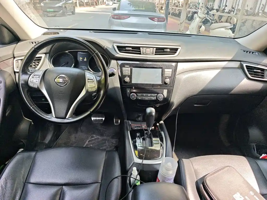 Nissan X-Trail — миниатюра 5