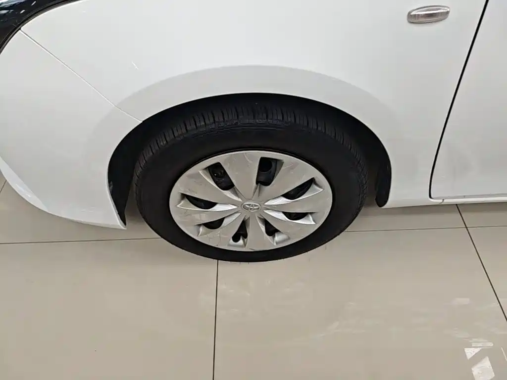 Toyota Yaris L — миниатюра 23