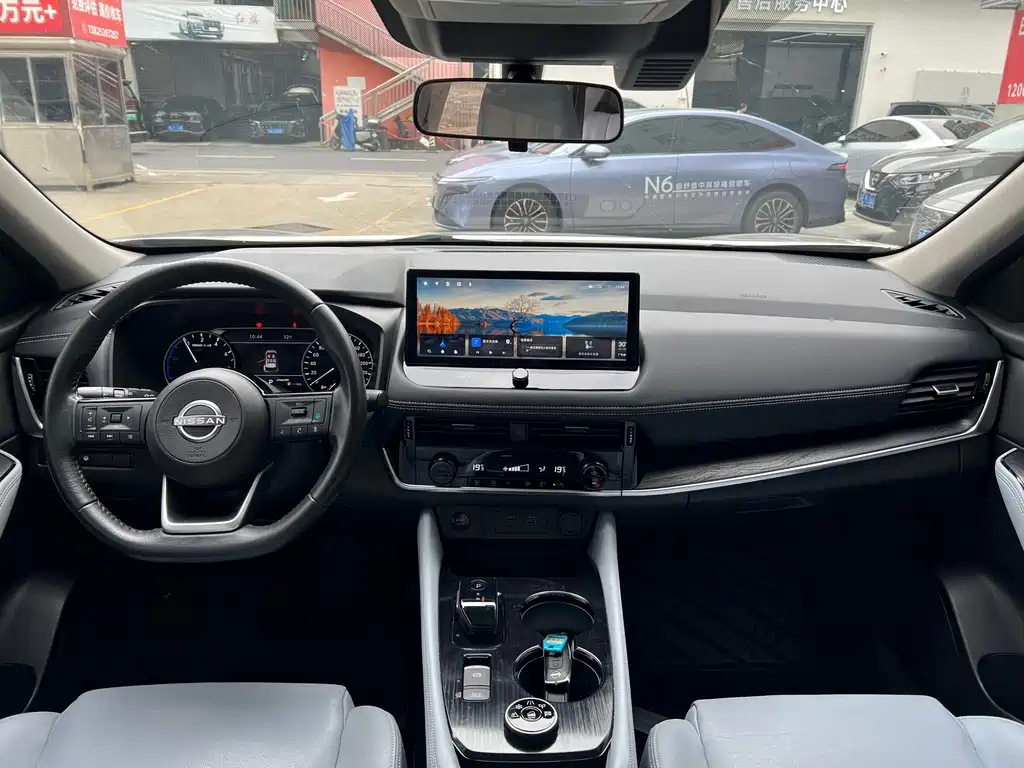 Nissan X-Trail — миниатюра 10