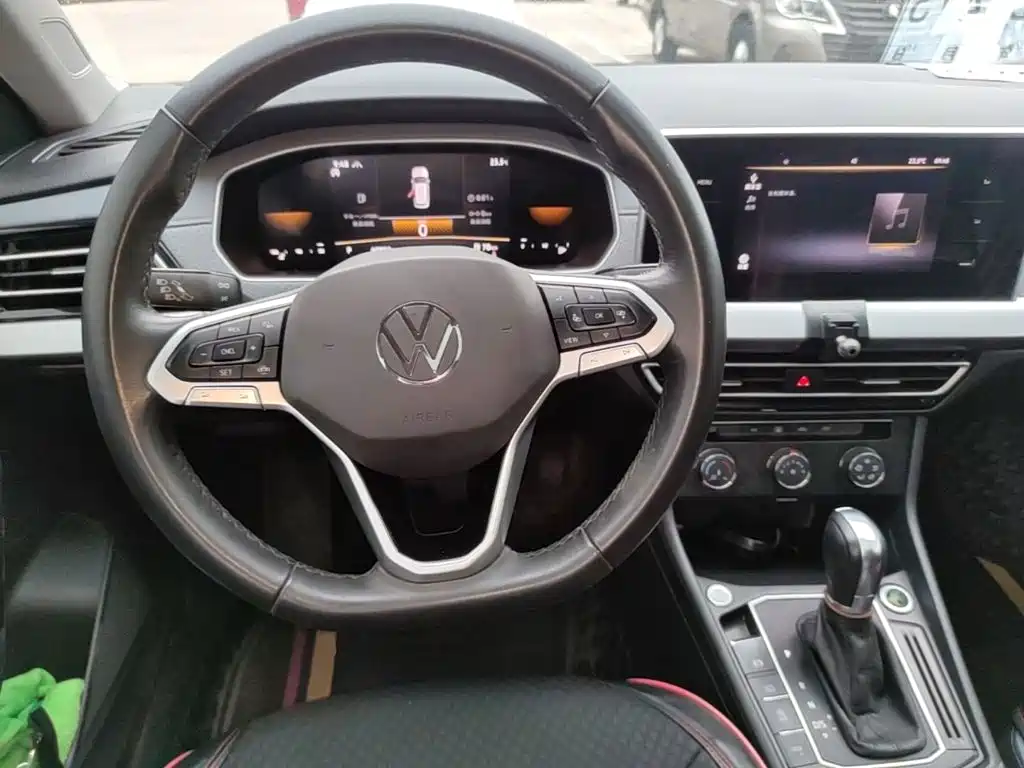 Volkswagen Lavida — миниатюра 11