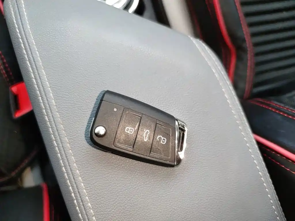 Volkswagen Lavida — миниатюра 9