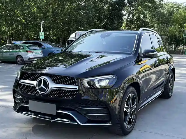 Mercedes-Benz GLE 2021 GLE 350 e 4 MATIC — фото 1