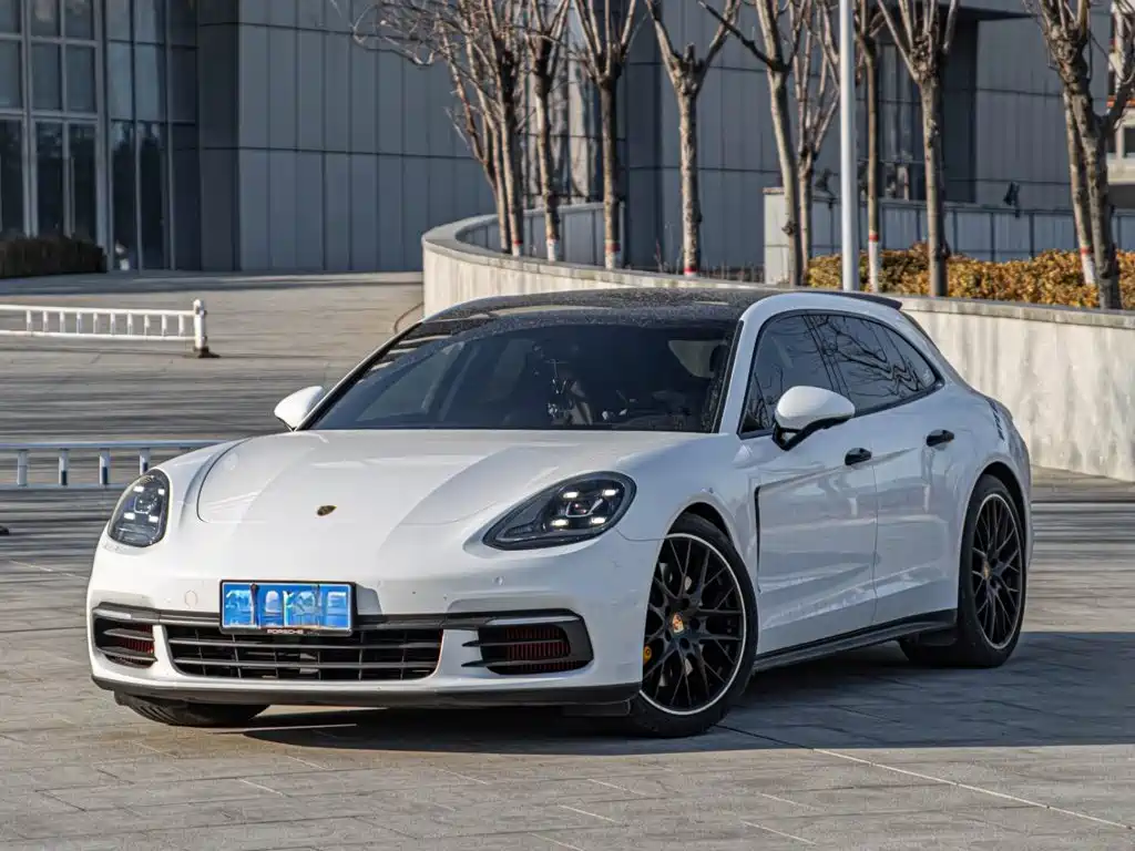 Porsche Panamera — миниатюра 3