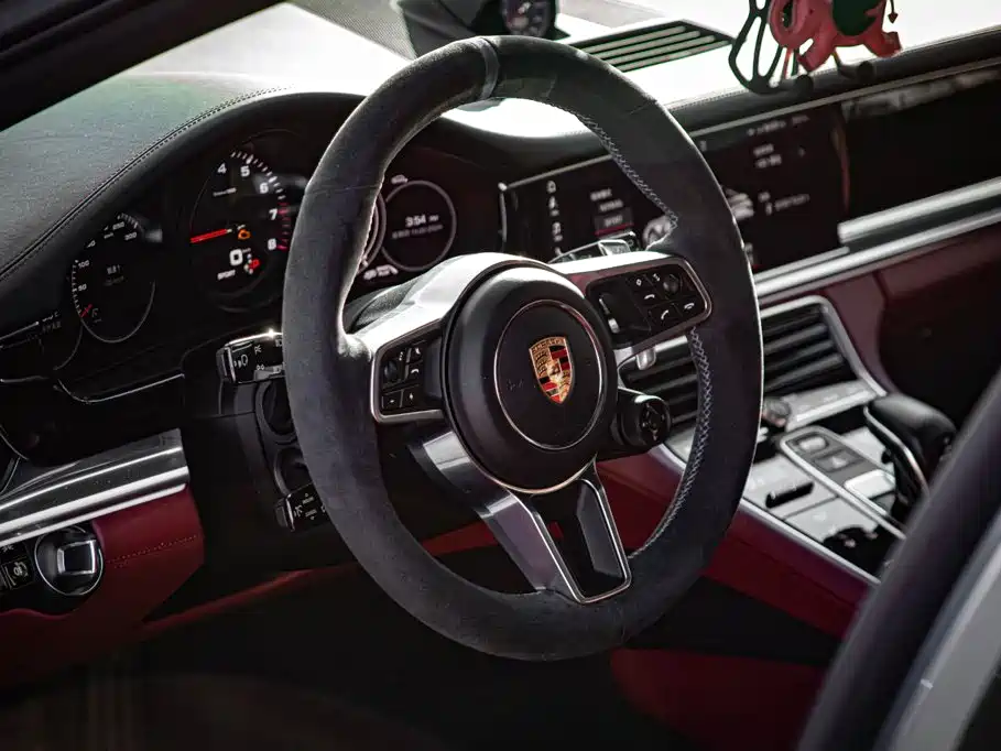 Porsche Panamera — миниатюра 8