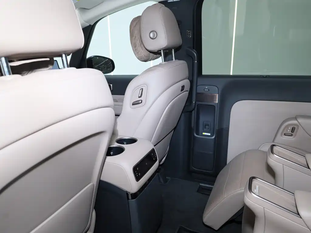 Li Auto Li MEGA — миниатюра 8