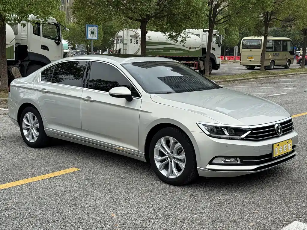 Volkswagen Magotan — миниатюра 4