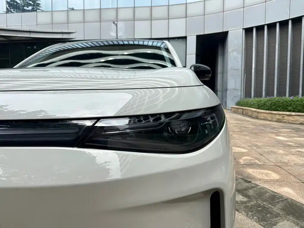 Leapmotor Leapmotor C10 — миниатюра 4