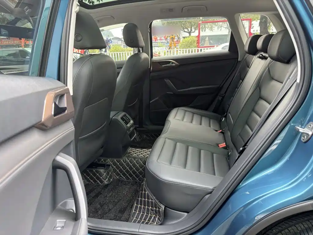 Volkswagen Tharu — миниатюра 10