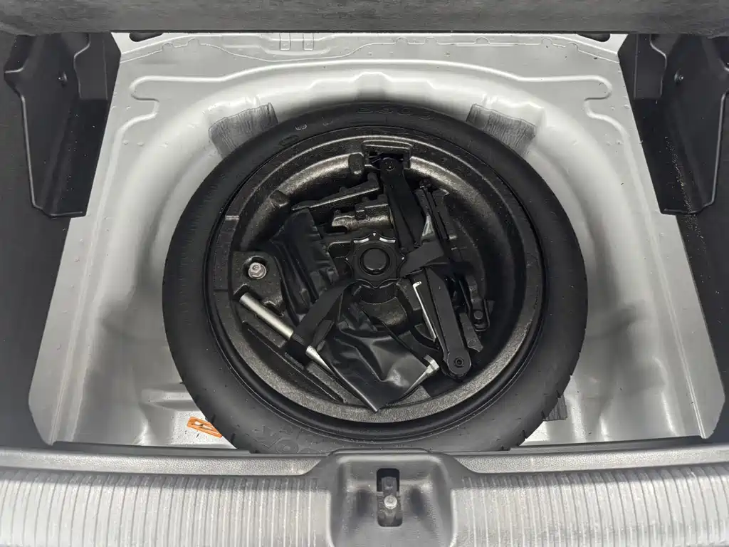 Audi Q2L — миниатюра 16