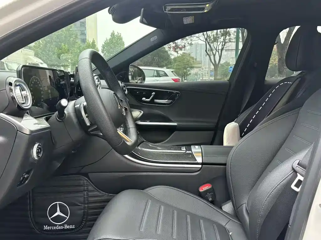 Mercedes-Benz C-Class — миниатюра 5