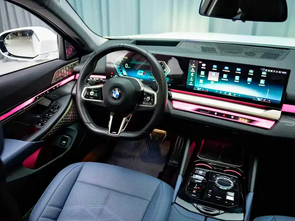 BMW 5 Series — миниатюра 6