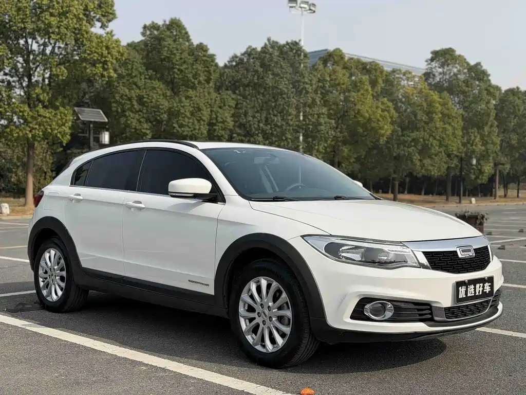Qoros Qoros 3 — миниатюра 2