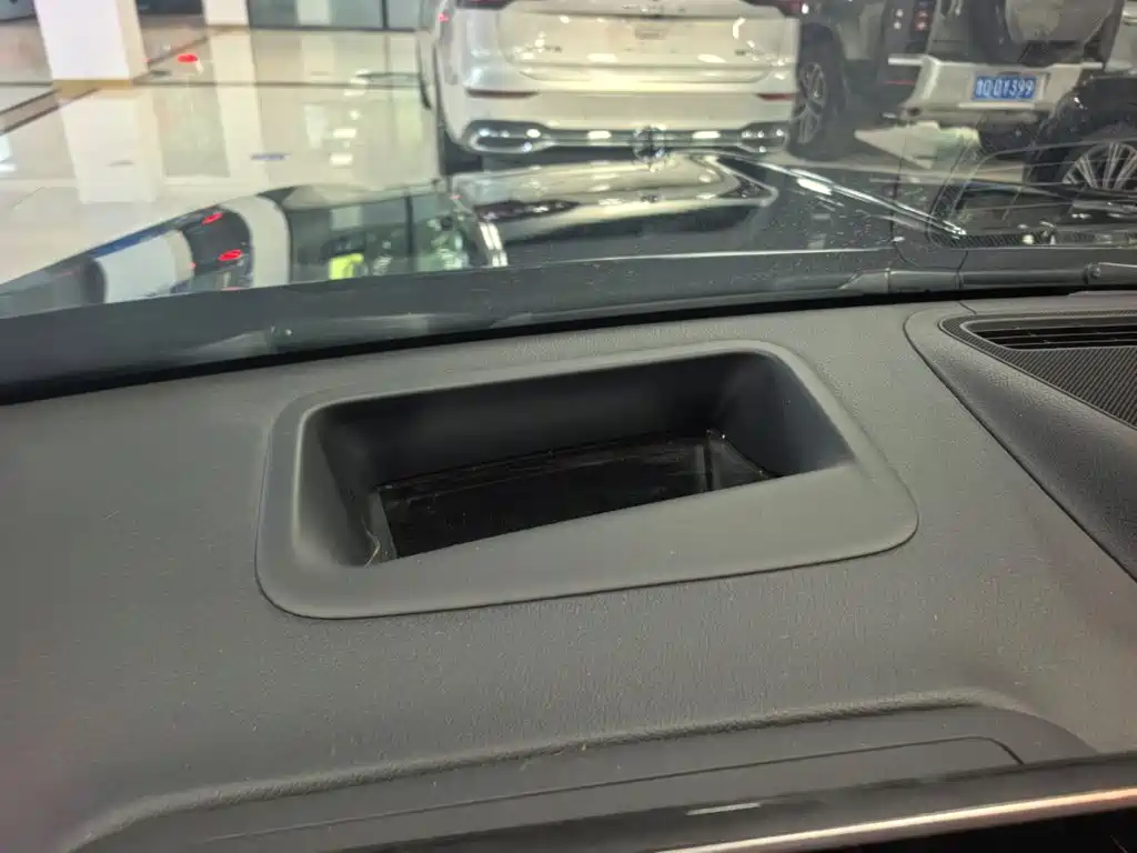 Mercedes-Benz S-Class — миниатюра 6