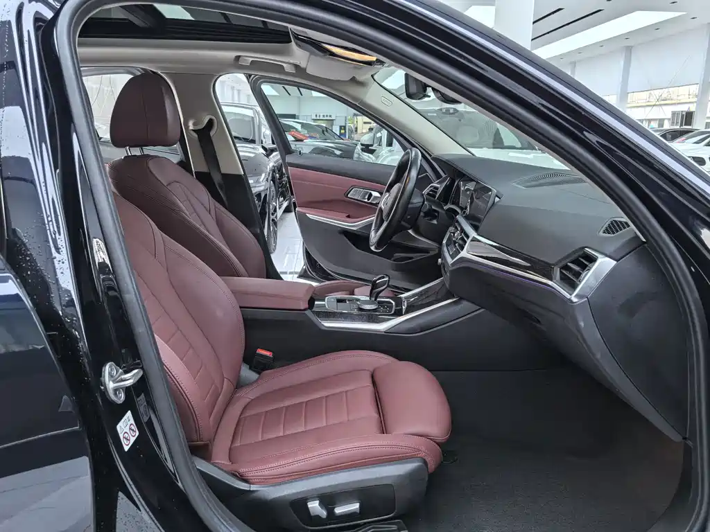 BMW 3 Series — миниатюра 12