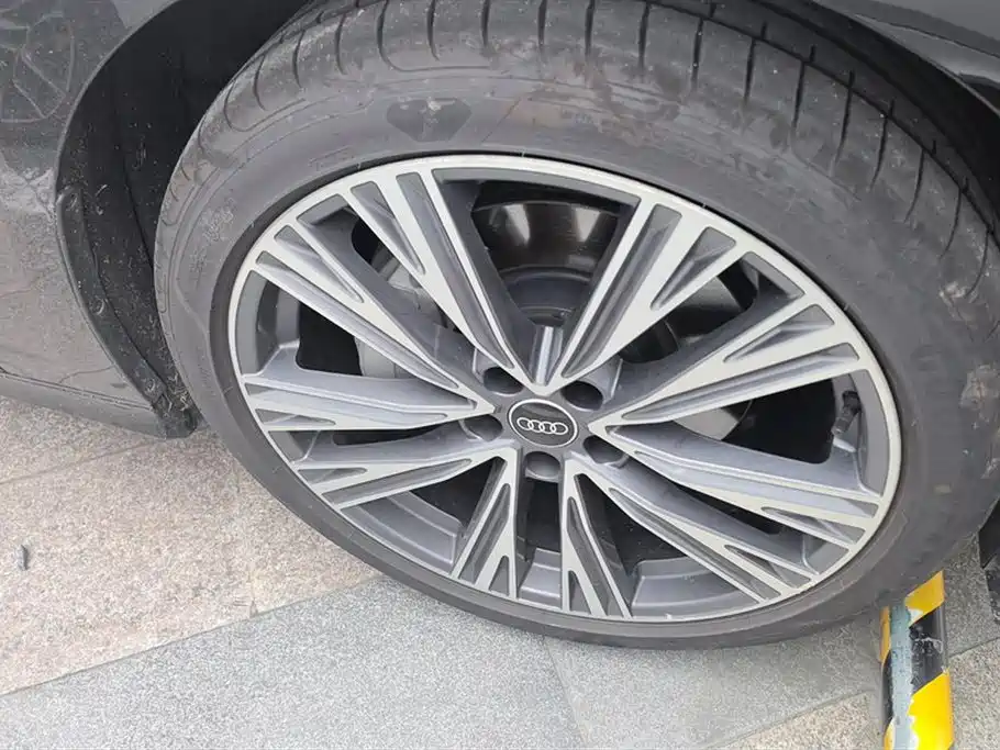 Audi A6L 2026 45 TFSI