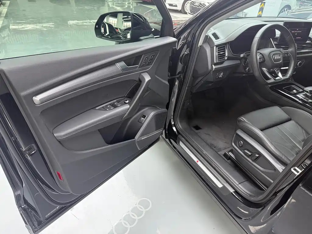 Audi Q5L — миниатюра 5