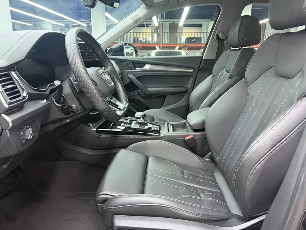 Audi Q5L — миниатюра 7