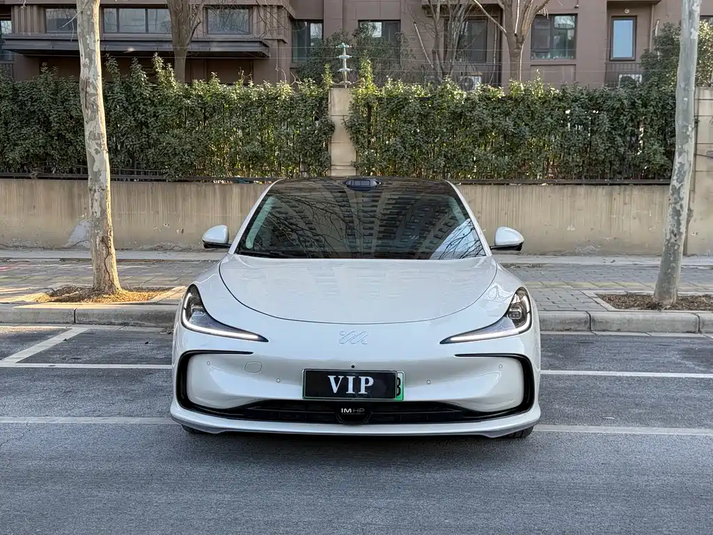 ZHIJI AUTOMOBILE ZHIJI L6