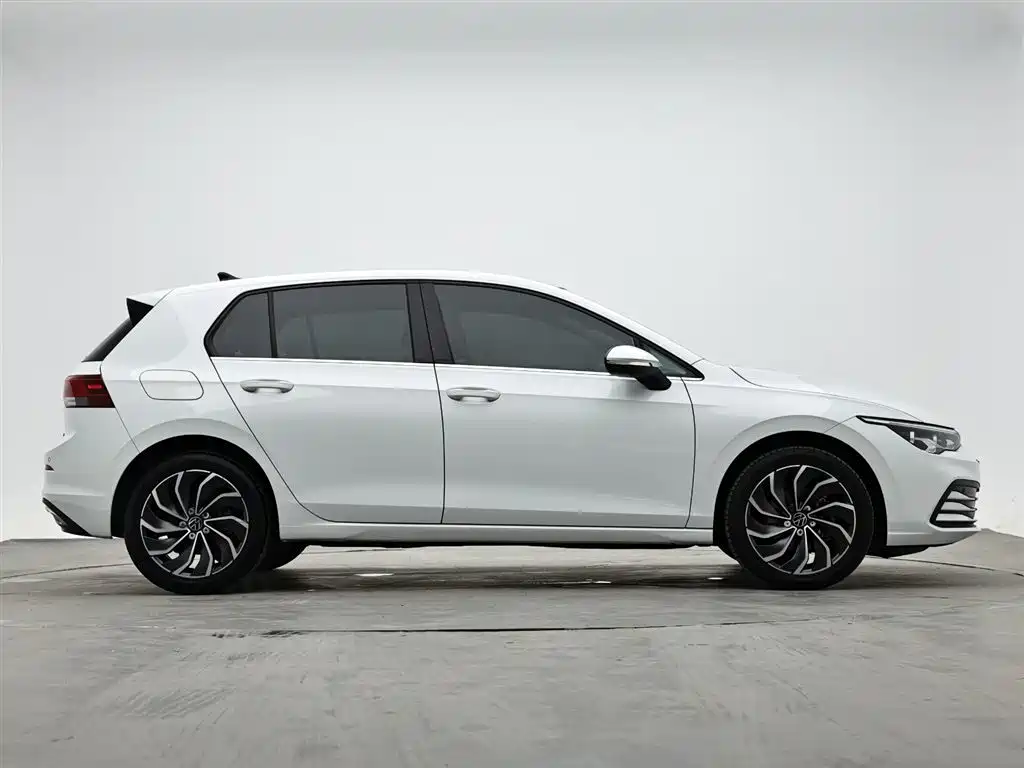 Volkswagen Golf 2023 280TSI DSG Pro