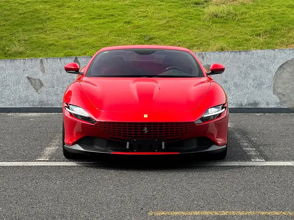 Ferrari Roma — миниатюра 4