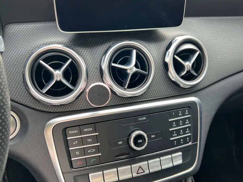 Mercedes-Benz GLA 2018 GLA 200