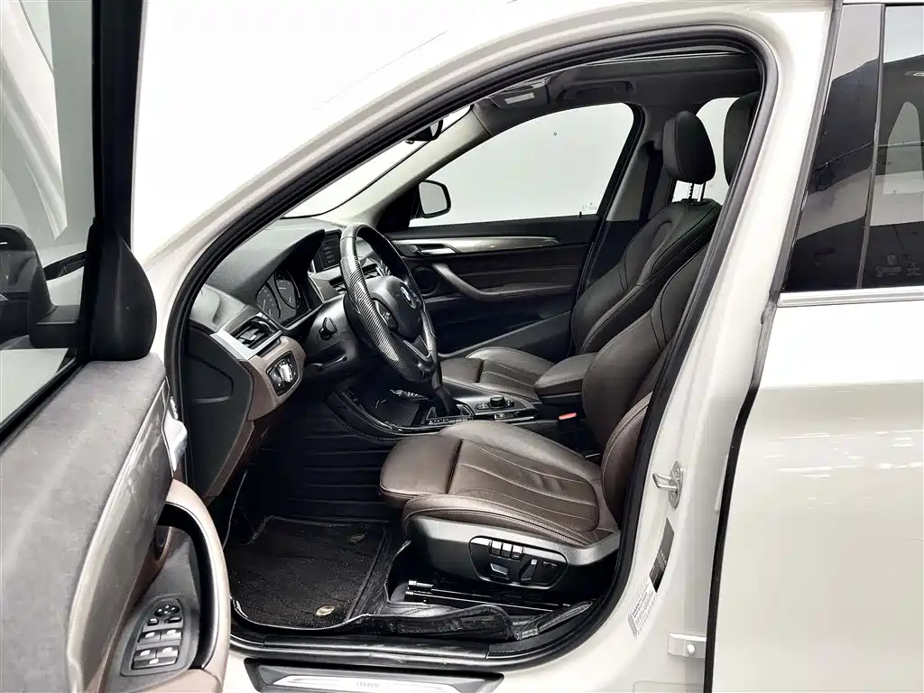 BMW X1 — миниатюра 9