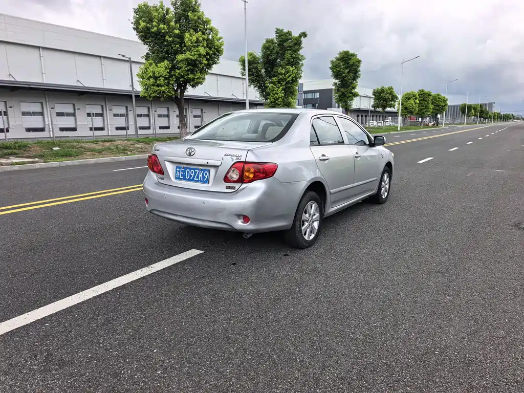 Toyota Corolla — миниатюра 11