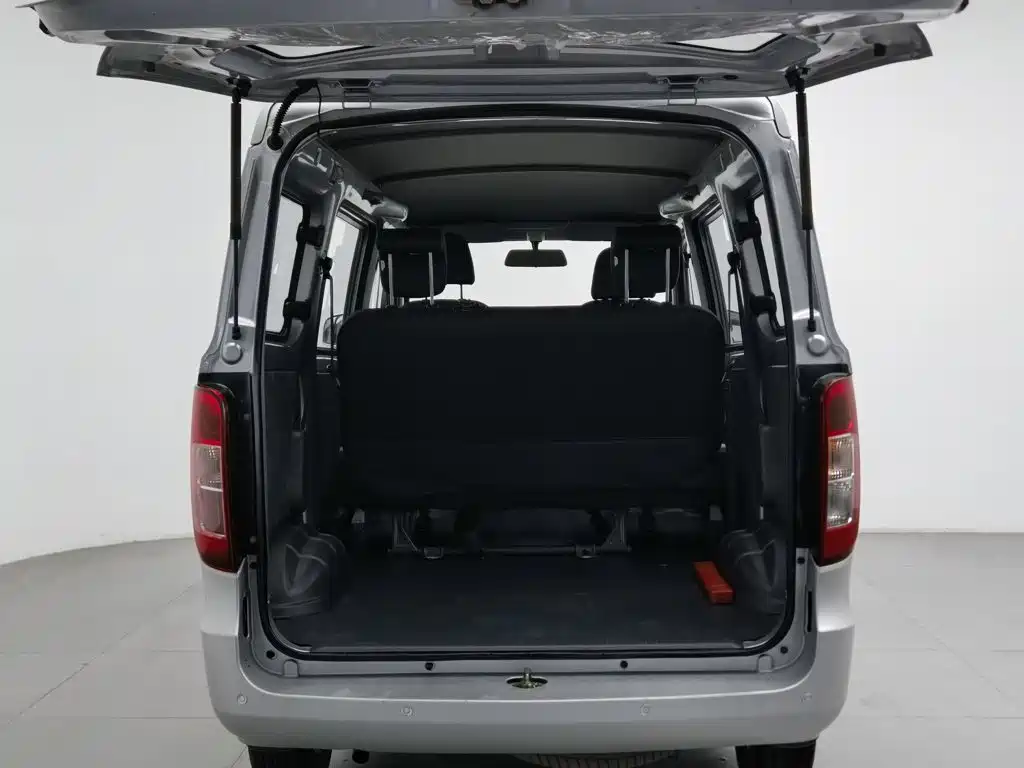 Wuling Zhiguang — миниатюра 16