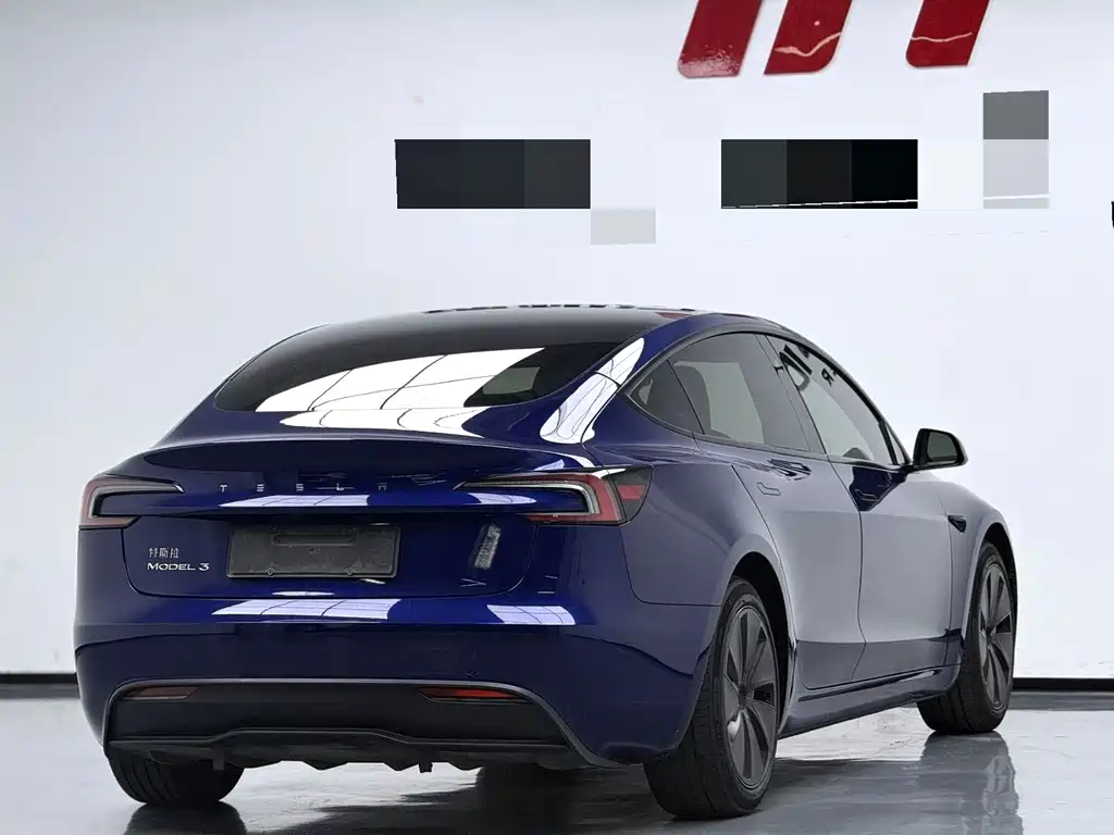 Tesla Model 3 — фотографии объявления, Фото 9