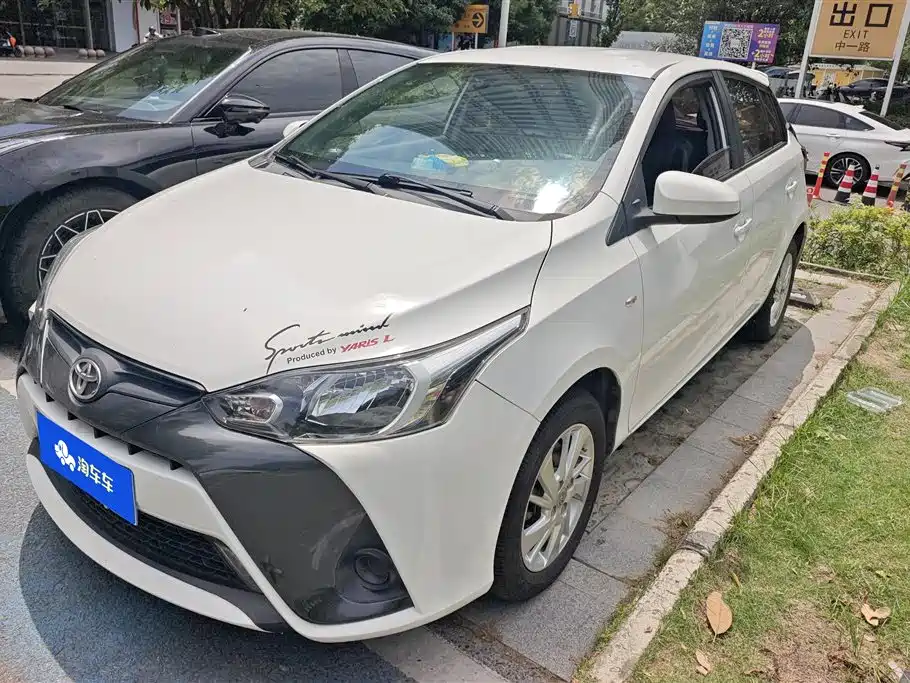 Toyota Yaris L 2019