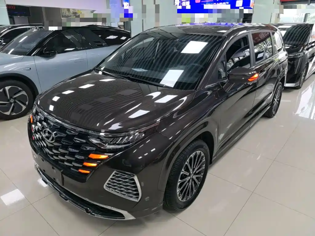 Hyundai Custo 2024 270TGDi LUX Luxury