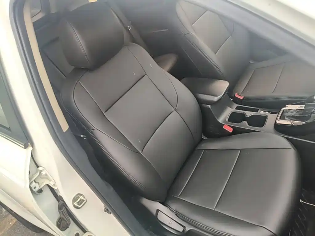 Kia Sportage — миниатюра 25