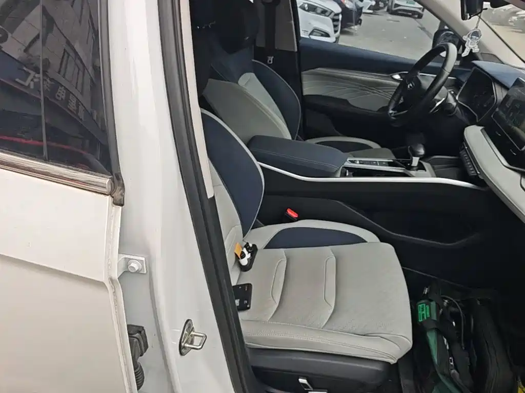 Geely Xingrui — миниатюра 25