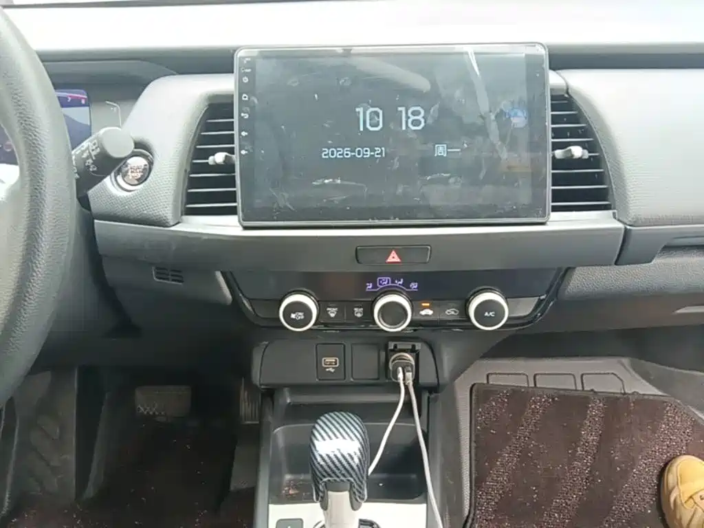 Honda Fit — миниатюра 13