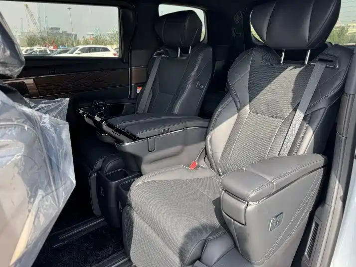 Toyota Alphard 2026 2.5L AT