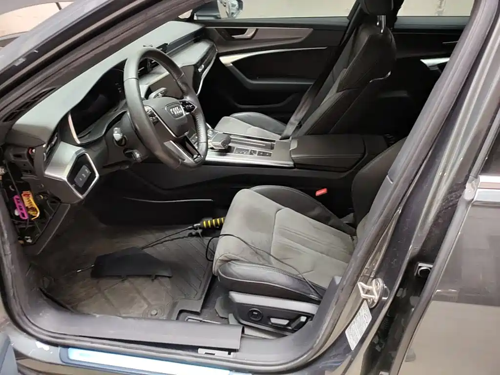 Audi A6L — миниатюра 15