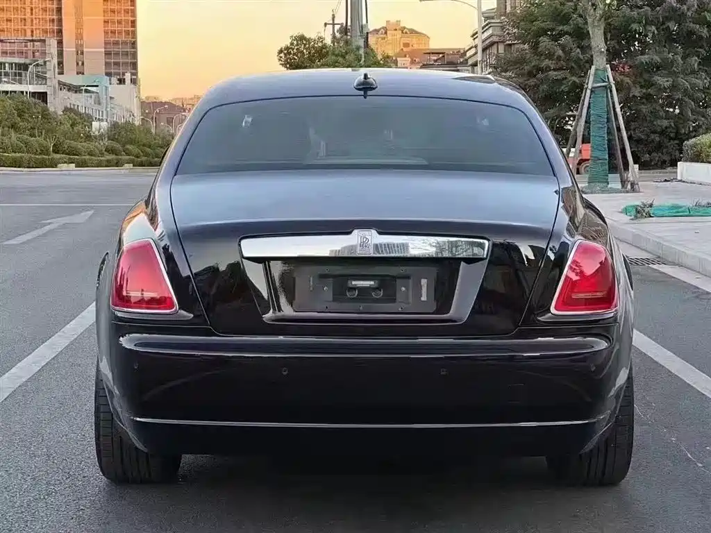 Rolls-Royce Ghost 2015 Series II Long Wheelbase