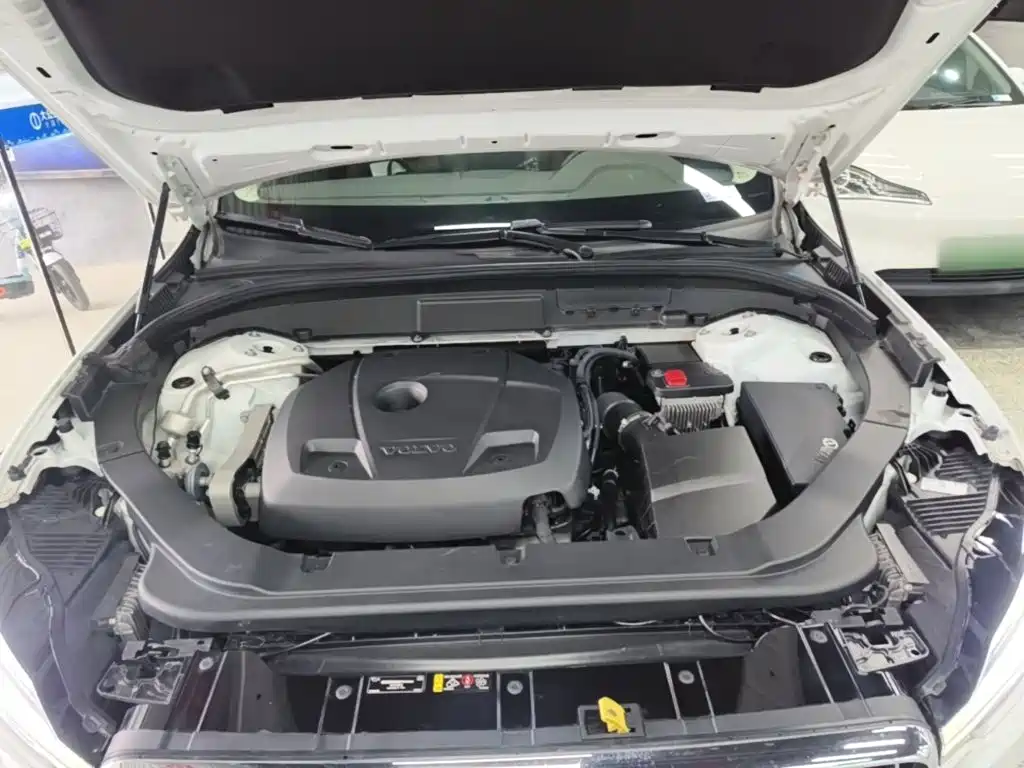 Volvo XC60 — миниатюра 20