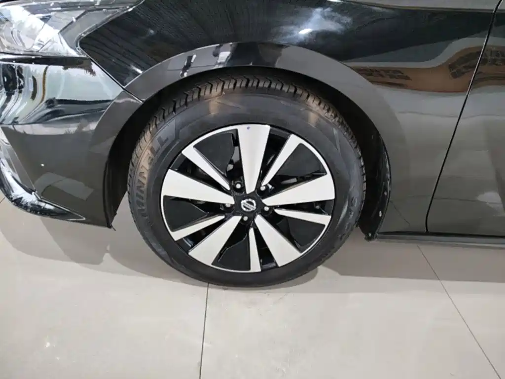 Nissan Teana — миниатюра 23