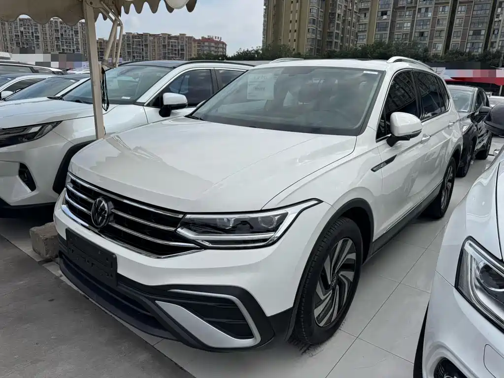 Volkswagen Tiguan L 2022