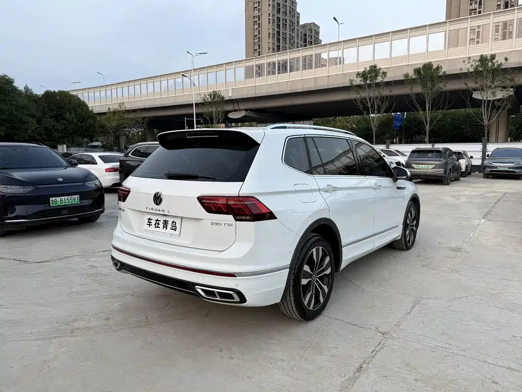 Volkswagen Tiguan L — миниатюра 10