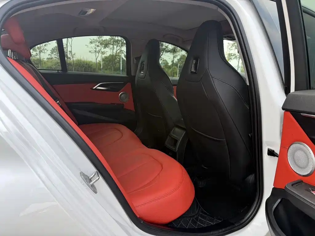 BMW 1 Series — миниатюра 9
