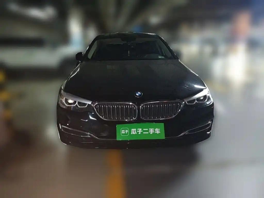 BMW 5 Series — миниатюра 2