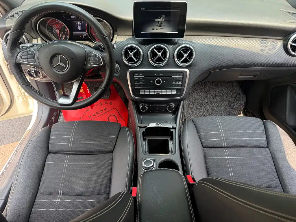 Mercedes-Benz A-Class (Import) — миниатюра 9
