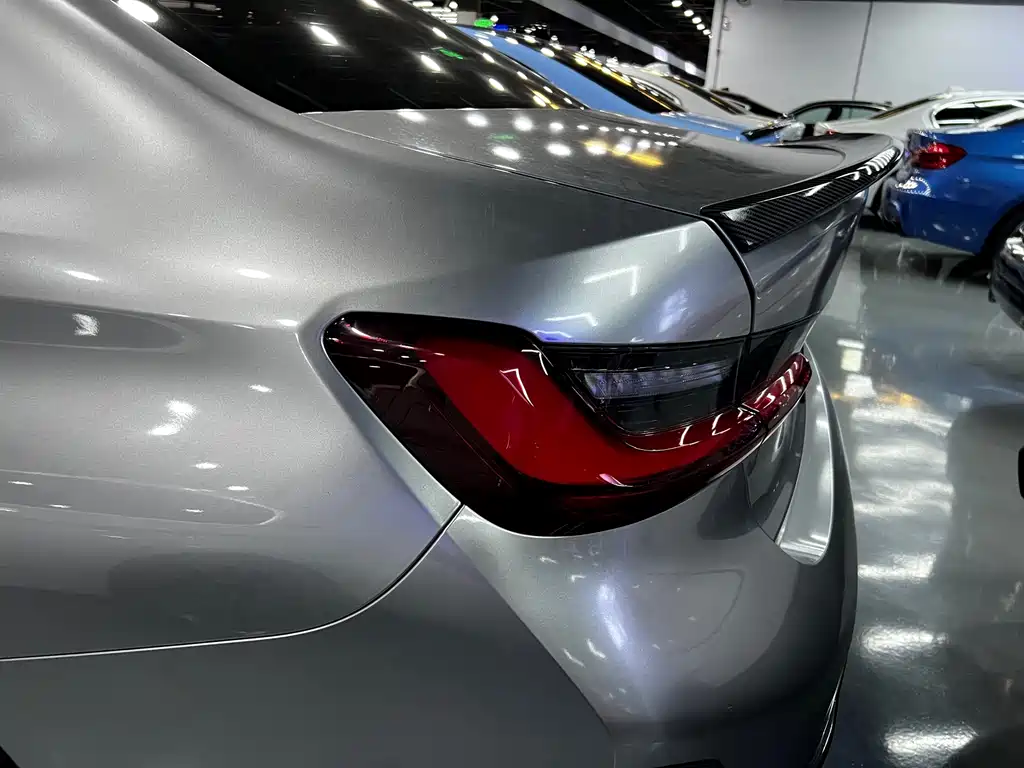 BMW 3 Series — миниатюра 17