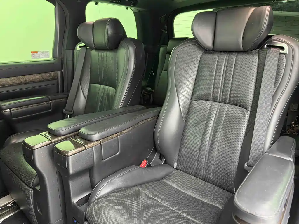 Toyota Alphard 2019 2.5L Luxury