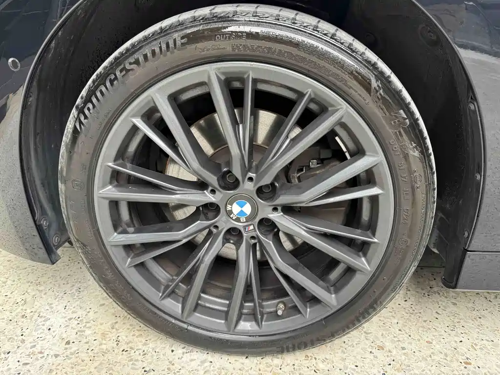 BMW 3 Series — миниатюра 32